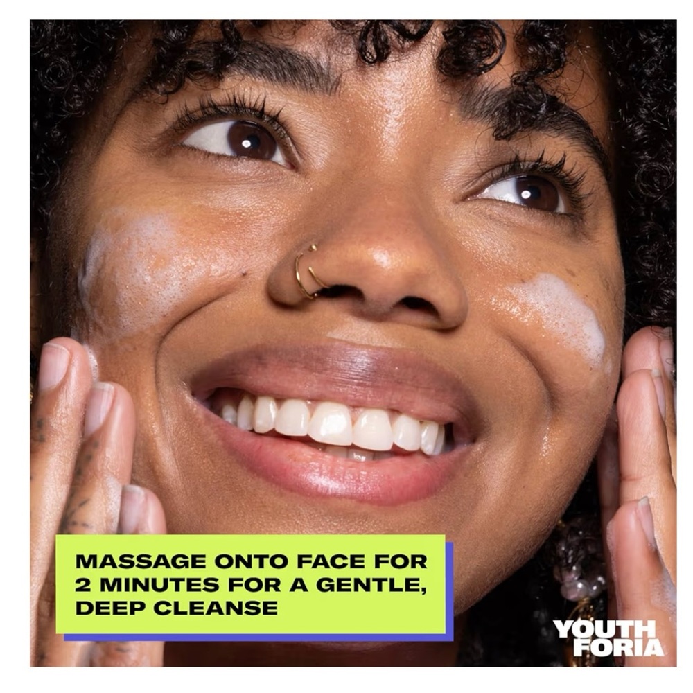 YOUTHFORIA Night Off Face Wash Green Tea Deep Cleanser - Picture 6 of 8